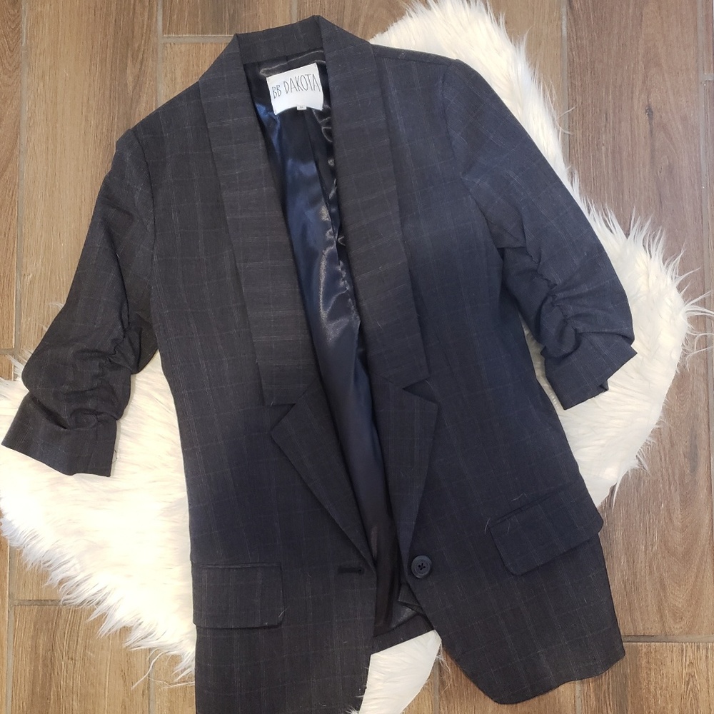 BB DAKOTA plaid blazer